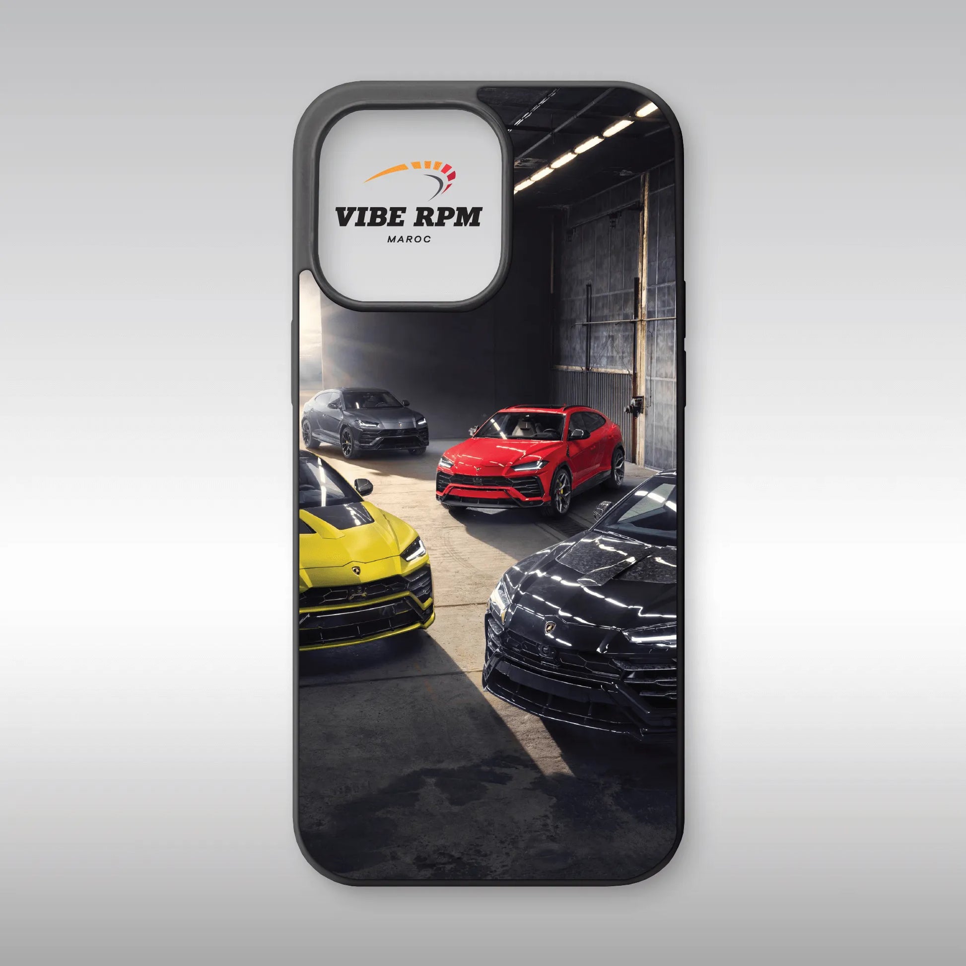 Coque téléphone Lamborghini Urus VibeRPM, design SUV supercar ultra-luxe, finition mate soft-touch, silicone premium, protection anti-chocs