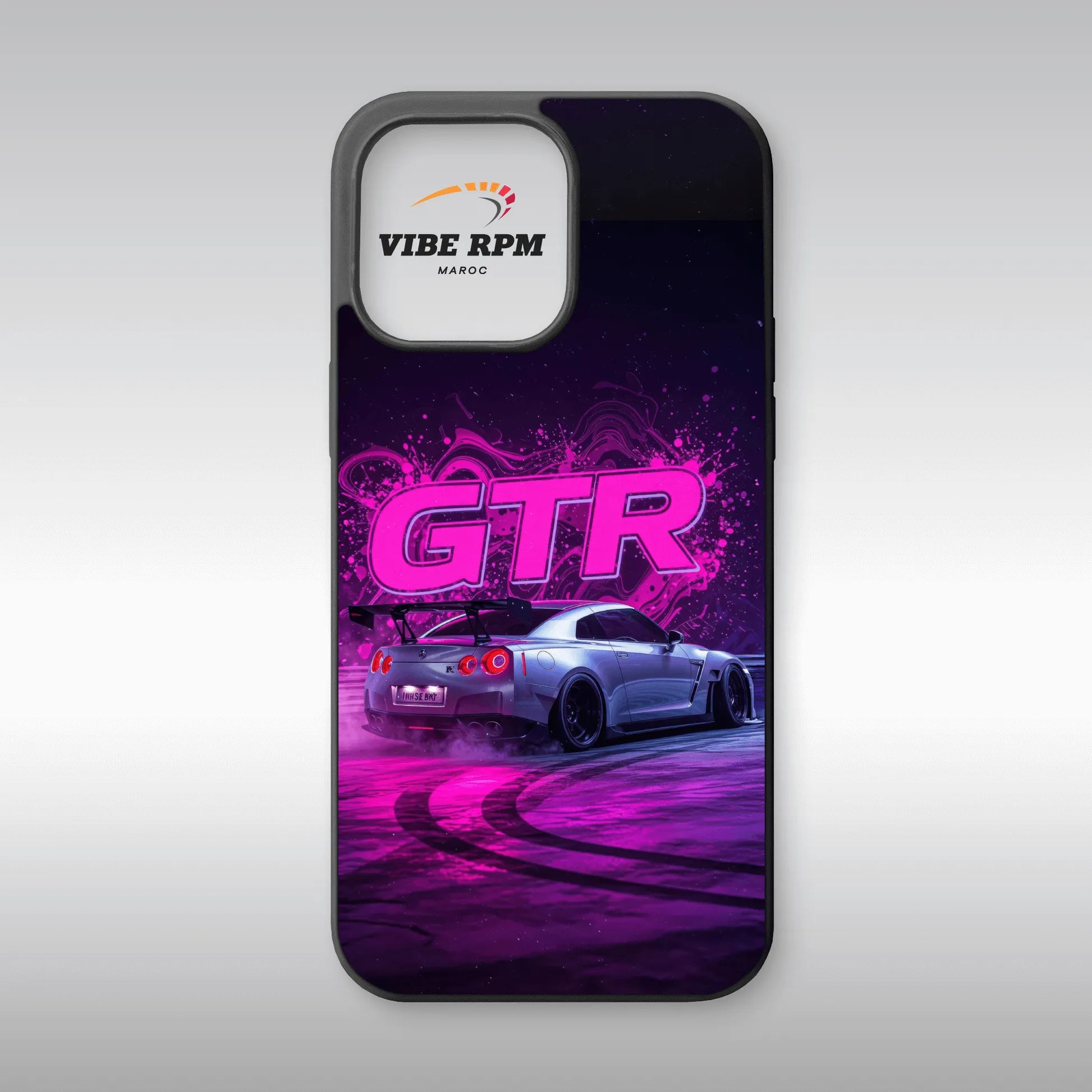Coque téléphone Nissan GT-R (R35) VibeRPM, design sportif iconique, finition mate soft-touch, silicone premium, protection anti-chocs