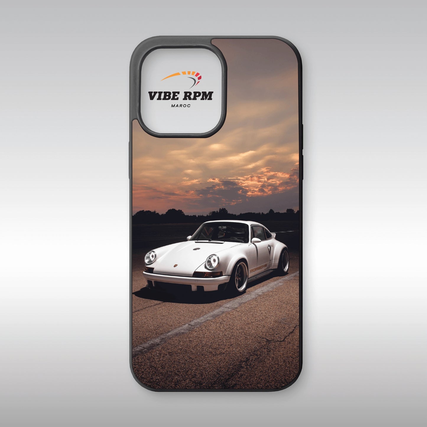 Coque téléphone Porsche 911 VibeRPM, design voiture sportive iconique, finition mate, silicone premium, protection anti-chocs